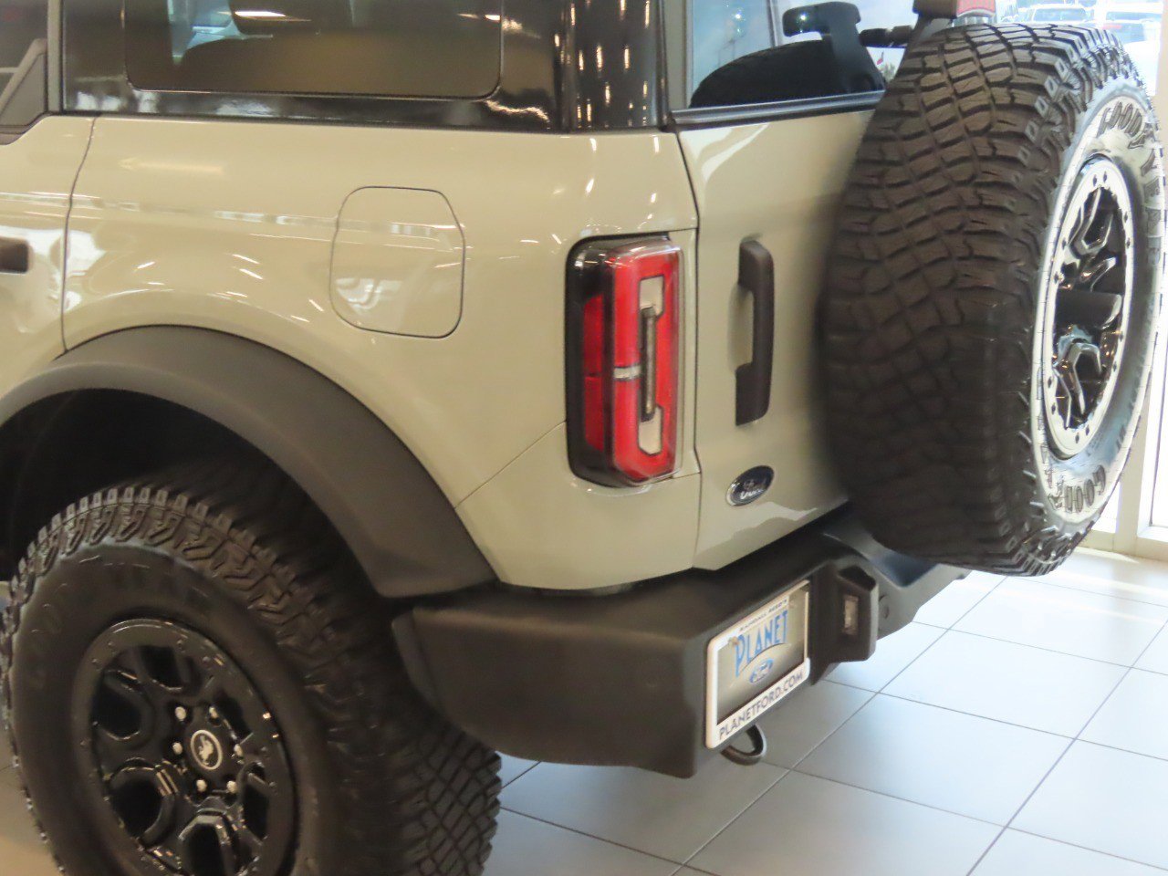 Certified 2024 Ford Bronco Wildtrak AWD/4WD image 10