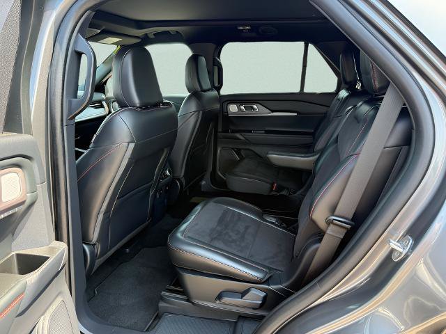 Certified 2025 Ford Explorer ST AWD/4WD image 5