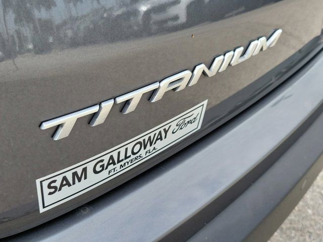 Certified 2022 Ford Edge Titanium image 10