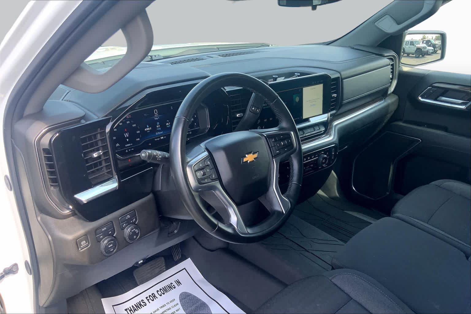 Used 2024 Chevrolet Silverado 1500 LT w/ Protection Package AWD/4WD image 18