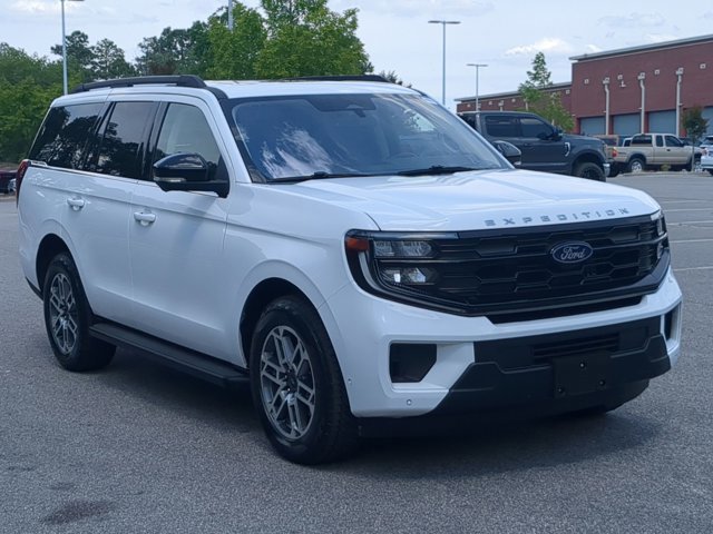 Certified 2025 Ford Expedition Active