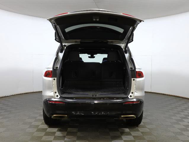 Used 2022 Buick Enclave Premium w/ Experience Buick Package image 25