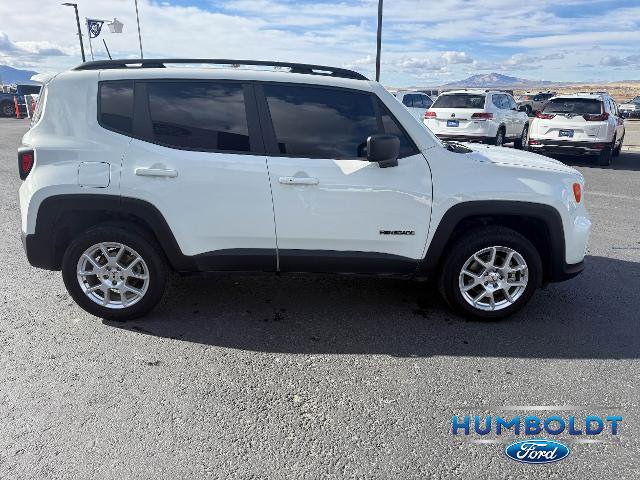 Used 2022 Jeep Renegade Latitude w/ Convenience Group image 4