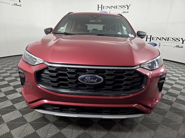 Certified 2023 Ford Escape ST-Line w/ Cold Weather Package FWD image 3