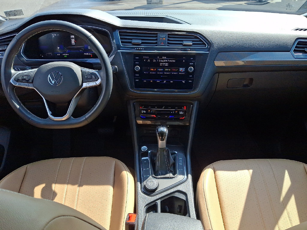 Used 2024 Volkswagen Tiguan SE AWD/4WD image 15