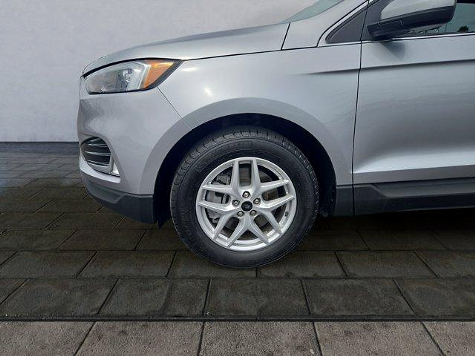 Certified 2024 Ford Edge SEL w/ Convenience Package AWD/4WD image 26