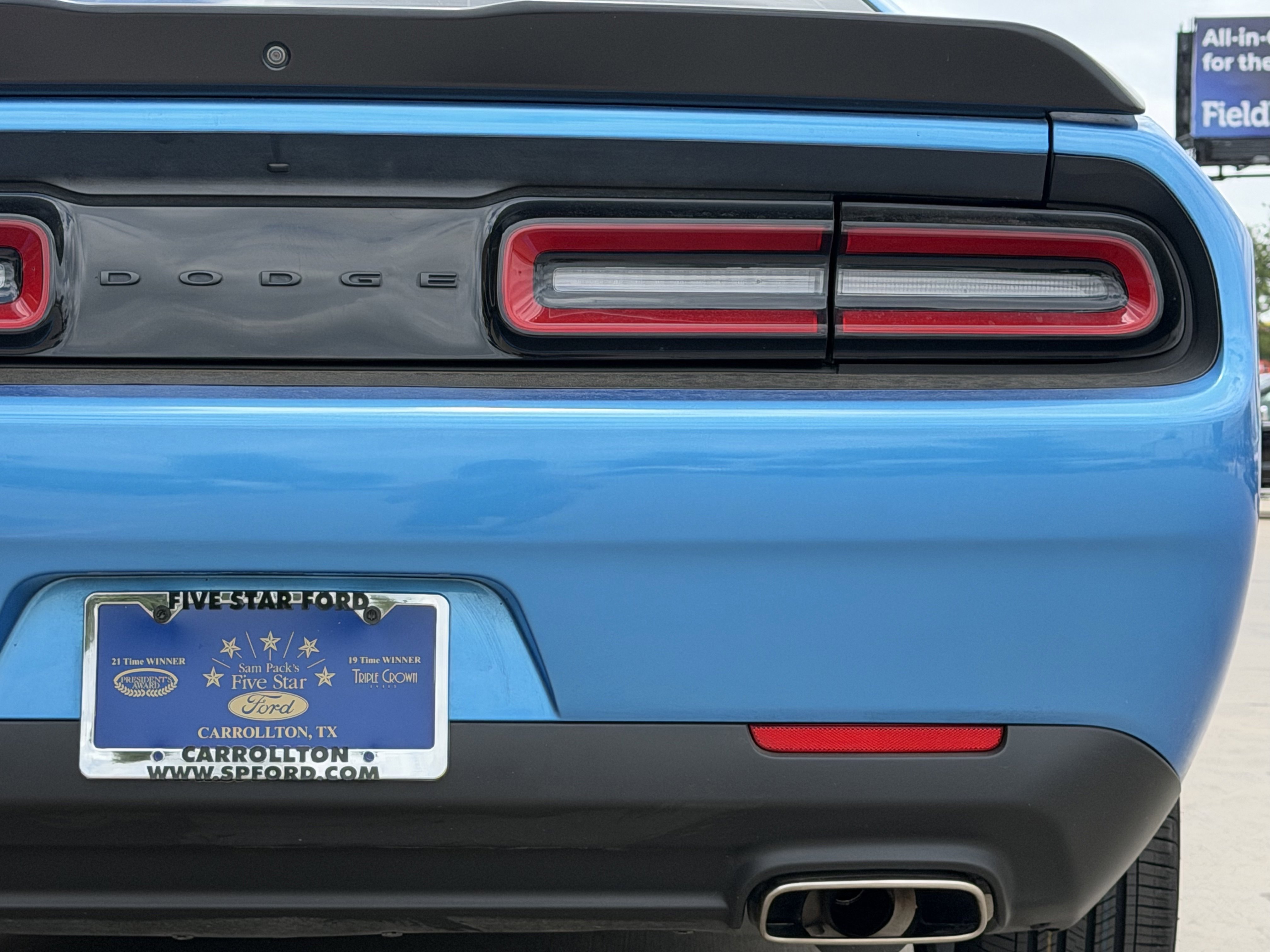 Used 2023 Dodge Challenger SXT w/ Blacktop Package RWD image 6