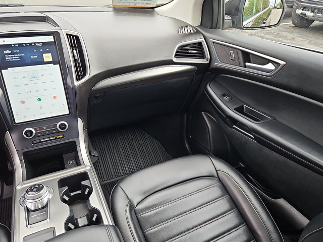 Certified 2022 Ford Edge SEL w/ Convenience Package AWD/4WD image 16