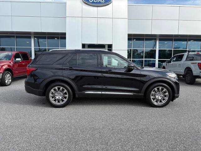 Certified 2026 Ford Explorer Platinum AWD/4WD image 2
