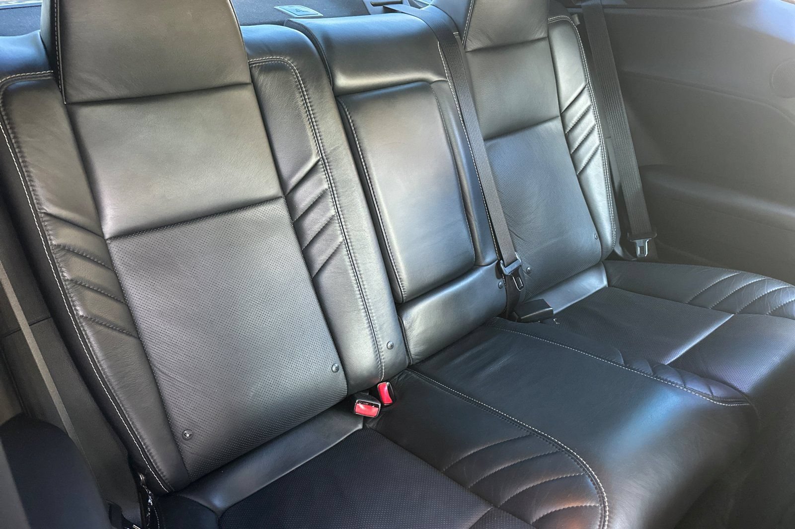 Used 2018 Dodge Challenger SRT Hellcat RWD image 17