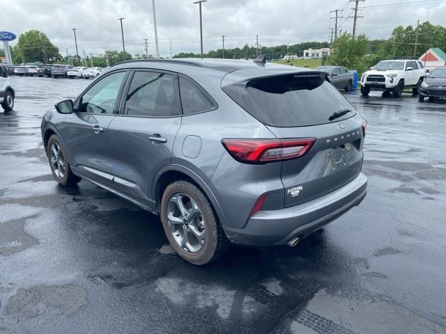 Certified 2024 Ford Escape ST-Line FWD image 3