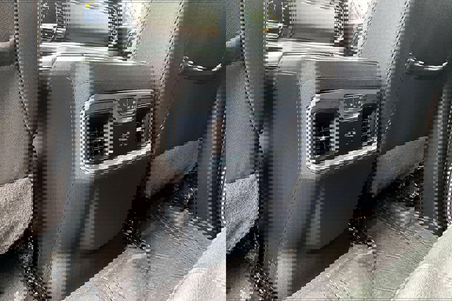 Used 2023 Chevrolet Silverado 1500 High Country w/ Z71 Off-Road Package AWD/4WD image 36