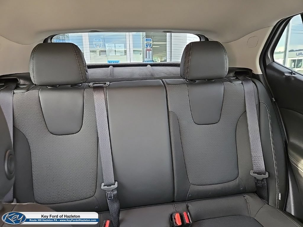Used 2023 Buick Encore GX Preferred w/ Cold Weather Comfort Package AWD/4WD image 30
