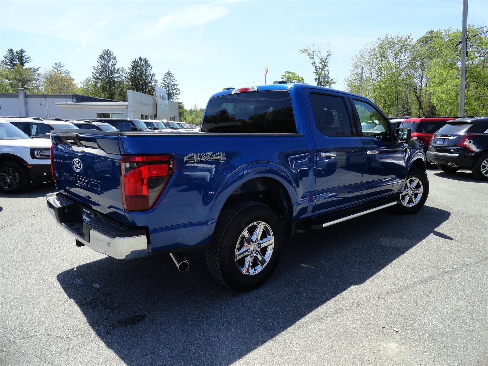 Certified 2024 Ford F150 XLT w/ Mobile Office Package AWD/4WD image 5