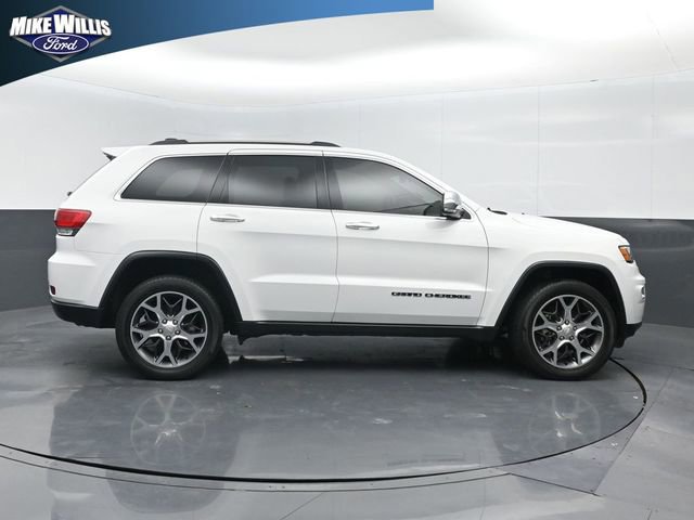 Used 2019 Jeep Grand Cherokee Limited w/ Trailer Tow Group IV image 16