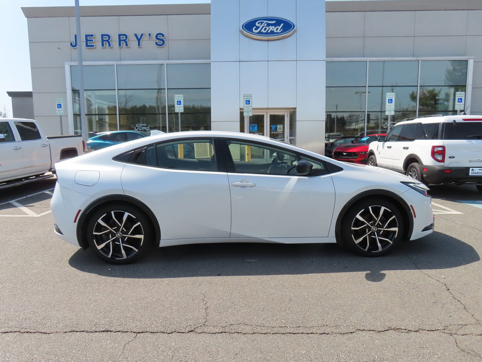 Used 2023 Toyota Prius Prime image 7