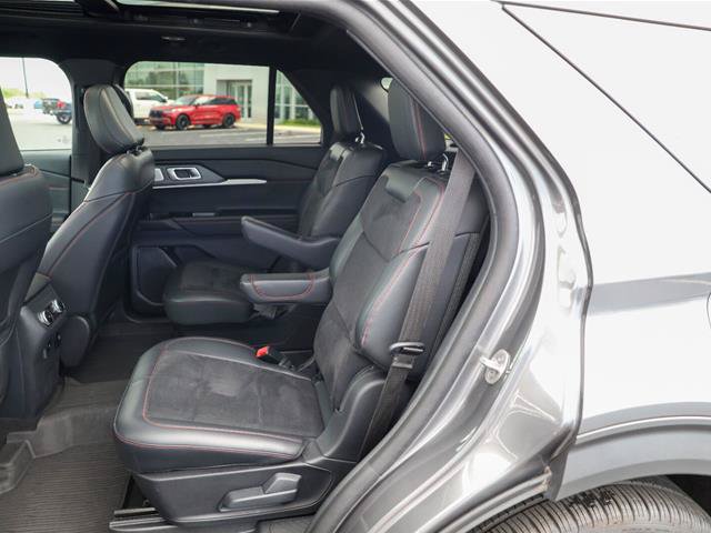 Certified 2025 Ford Explorer ST w/ Sun And Sound Package AWD/4WD image 26