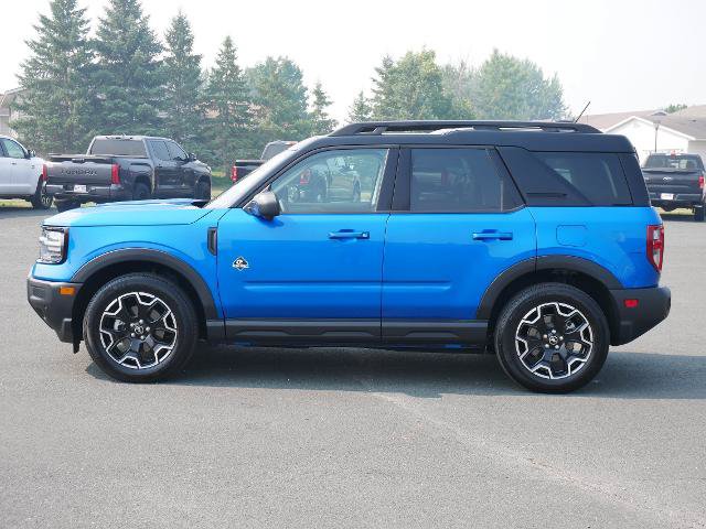 Certified 2025 Ford Bronco Sport Outer Banks w/ Outer Banks Tech Package+ AWD/4WD image 2