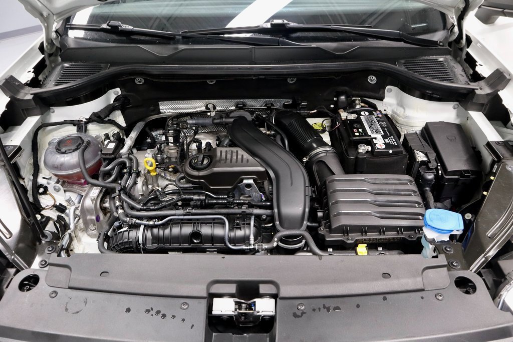 Used 2022 Volkswagen Taos S image 17