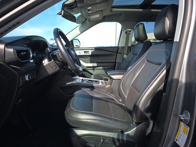 Certified 2021 Ford Explorer Limited w/ Hybrid Equipment Group 310A image 11