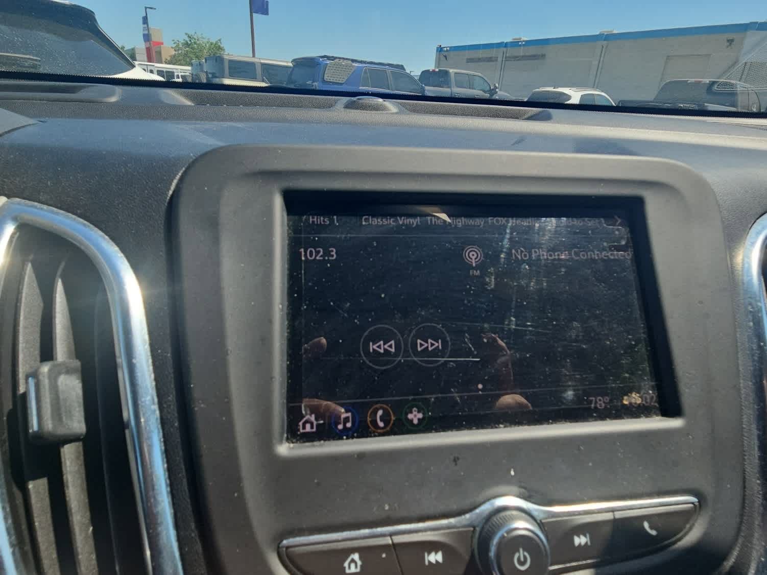 Used 2022 Chevrolet Equinox LT FWD image 16