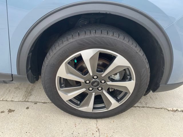Certified 2024 Ford Escape Platinum AWD/4WD image 2