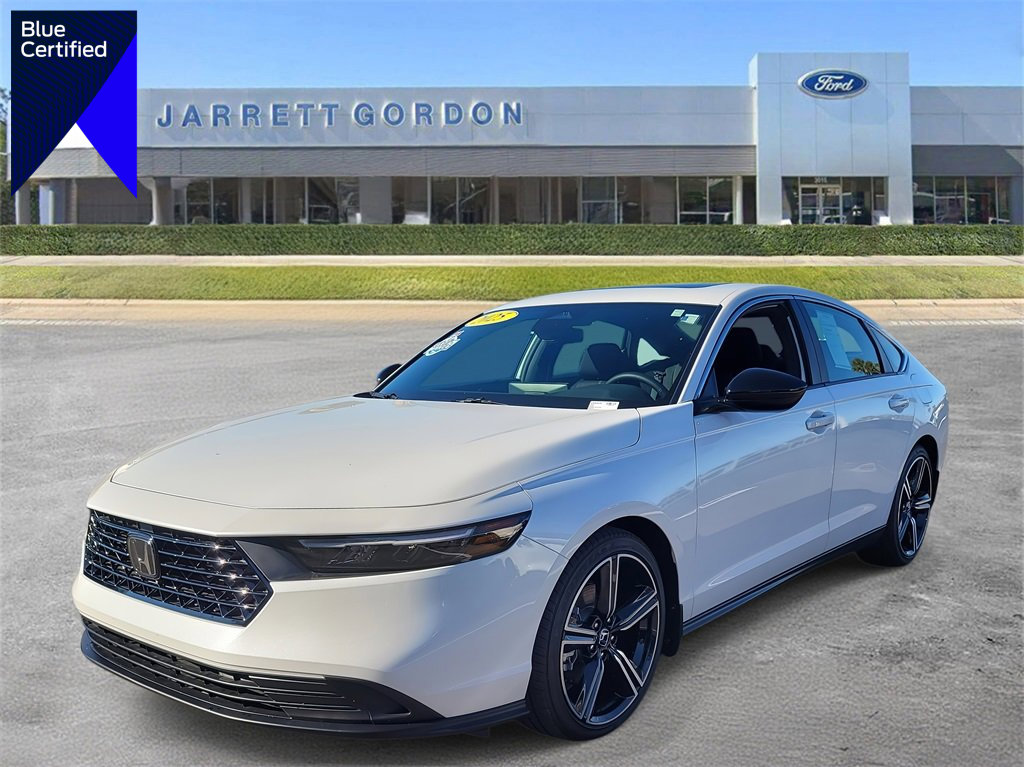 Used 2025 Honda Accord Sport image 1