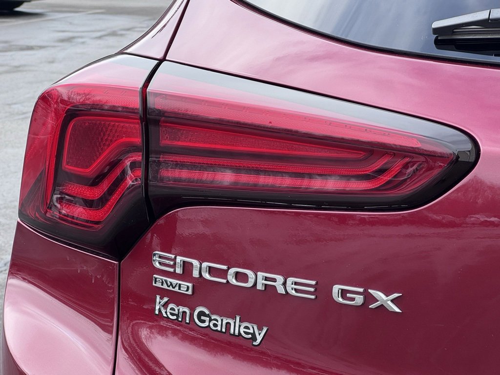 Used 2025 Buick Encore GX Sport Touring image 12