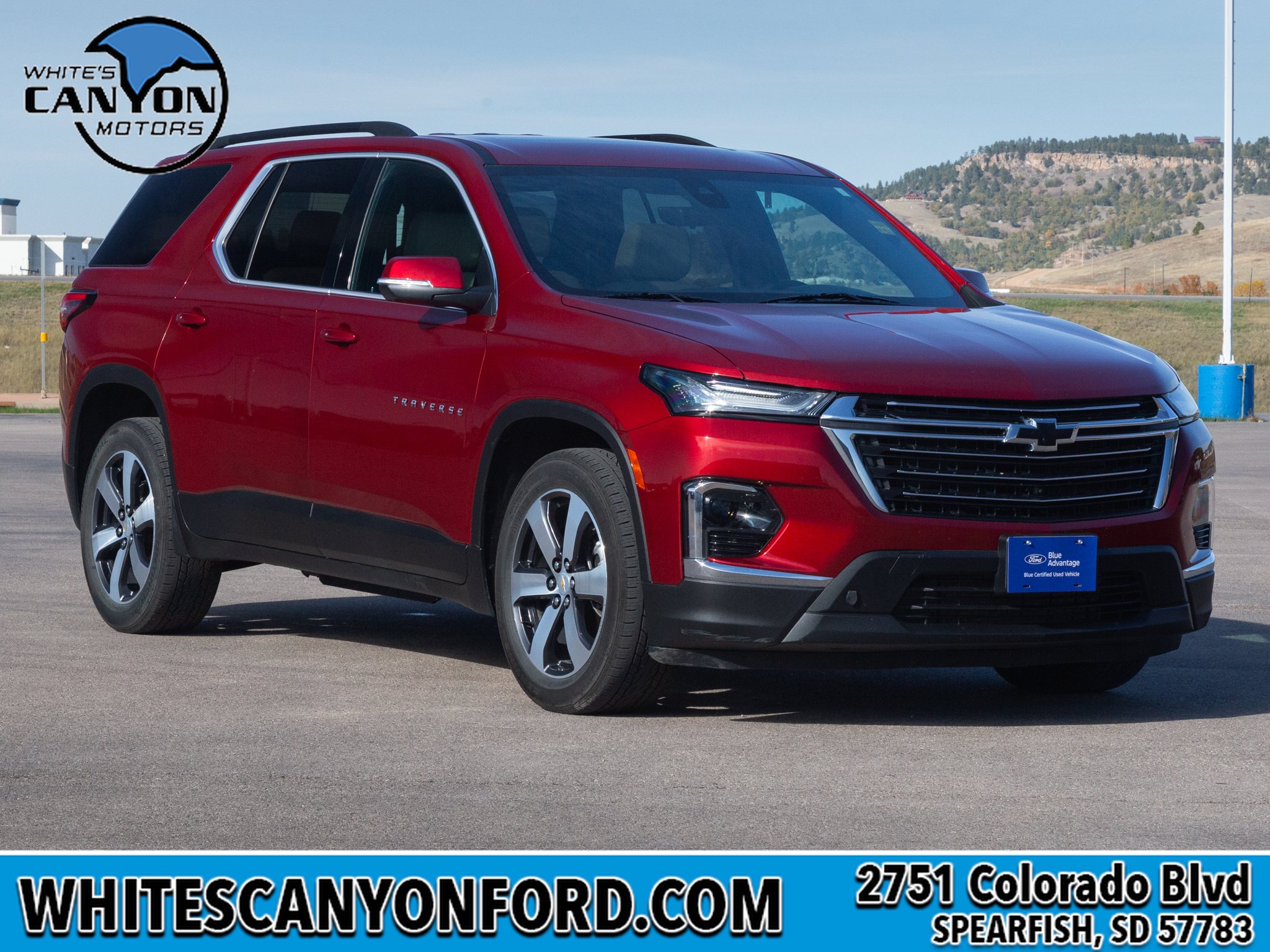 Used 2023 Chevrolet Traverse LT w/ LT Premium Package AWD/4WD image 2