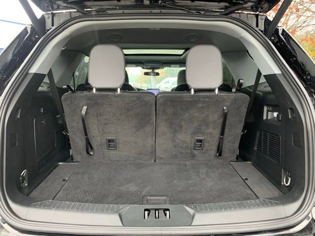 Certified 2023 Ford Explorer XLT w/ Equipment Group 202A image 6