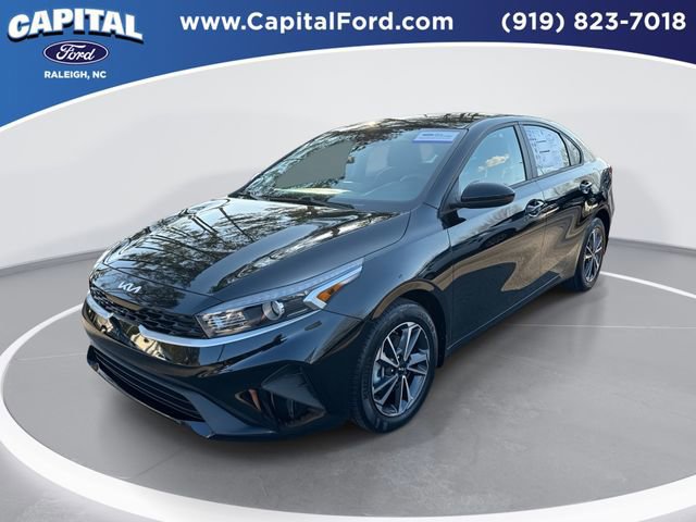 Used 2024 Kia Forte LXS image 1