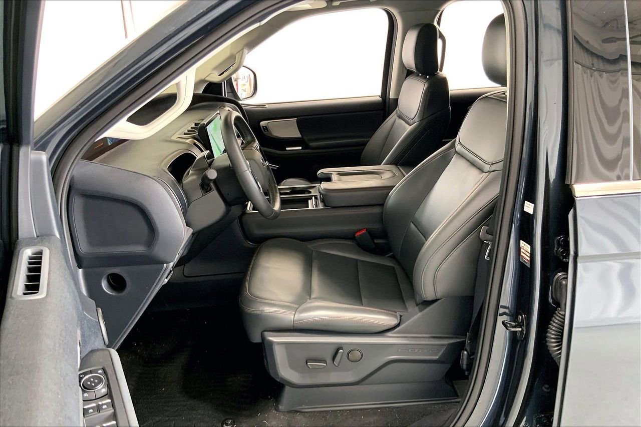 Certified 2025 Ford Expedition Max Active RWD image 15