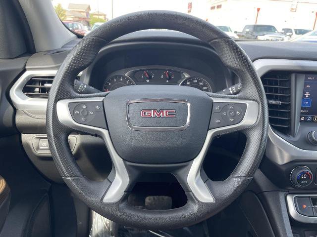 Used 2023 GMC Acadia SLE w/ Driver Convenience Package image 12