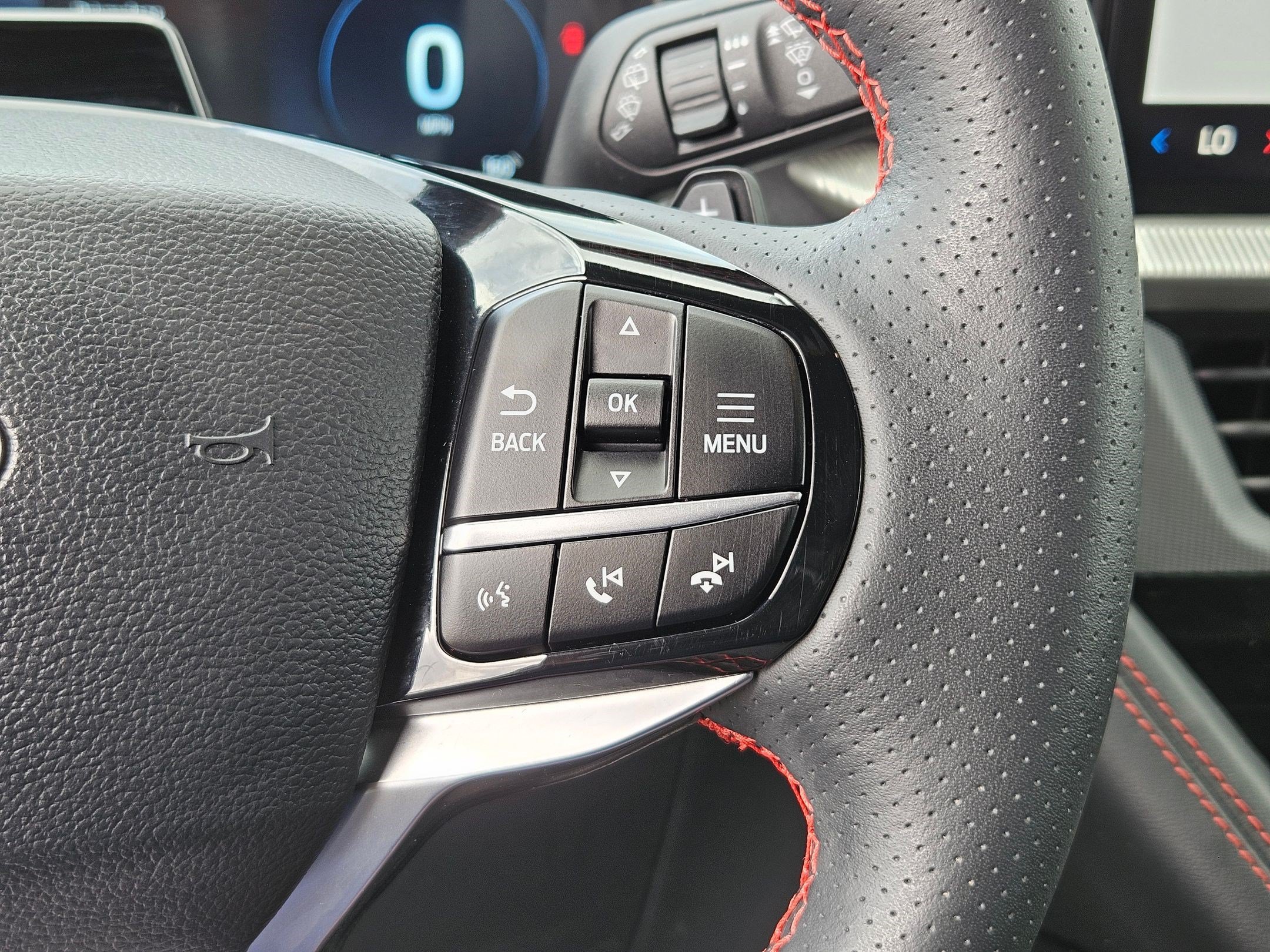 Certified 2025 Ford Explorer ST RWD image 20