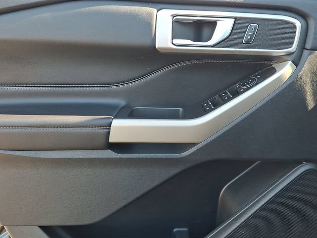 Certified 2023 Ford Explorer XLT AWD/4WD image 12