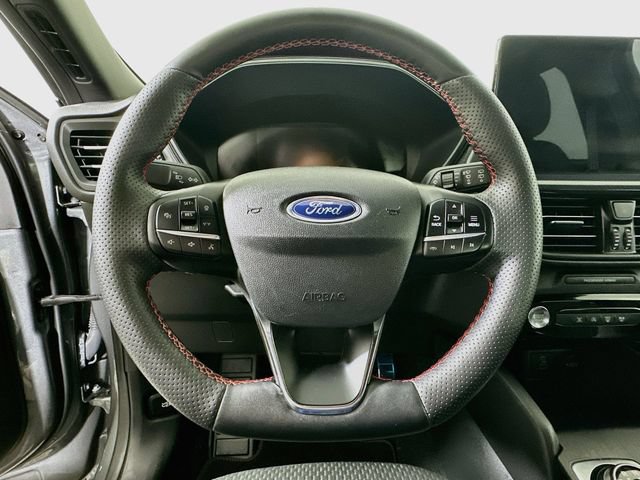 Certified 2023 Ford Escape ST-Line w/ Tech Pack #1 AWD/4WD image 14