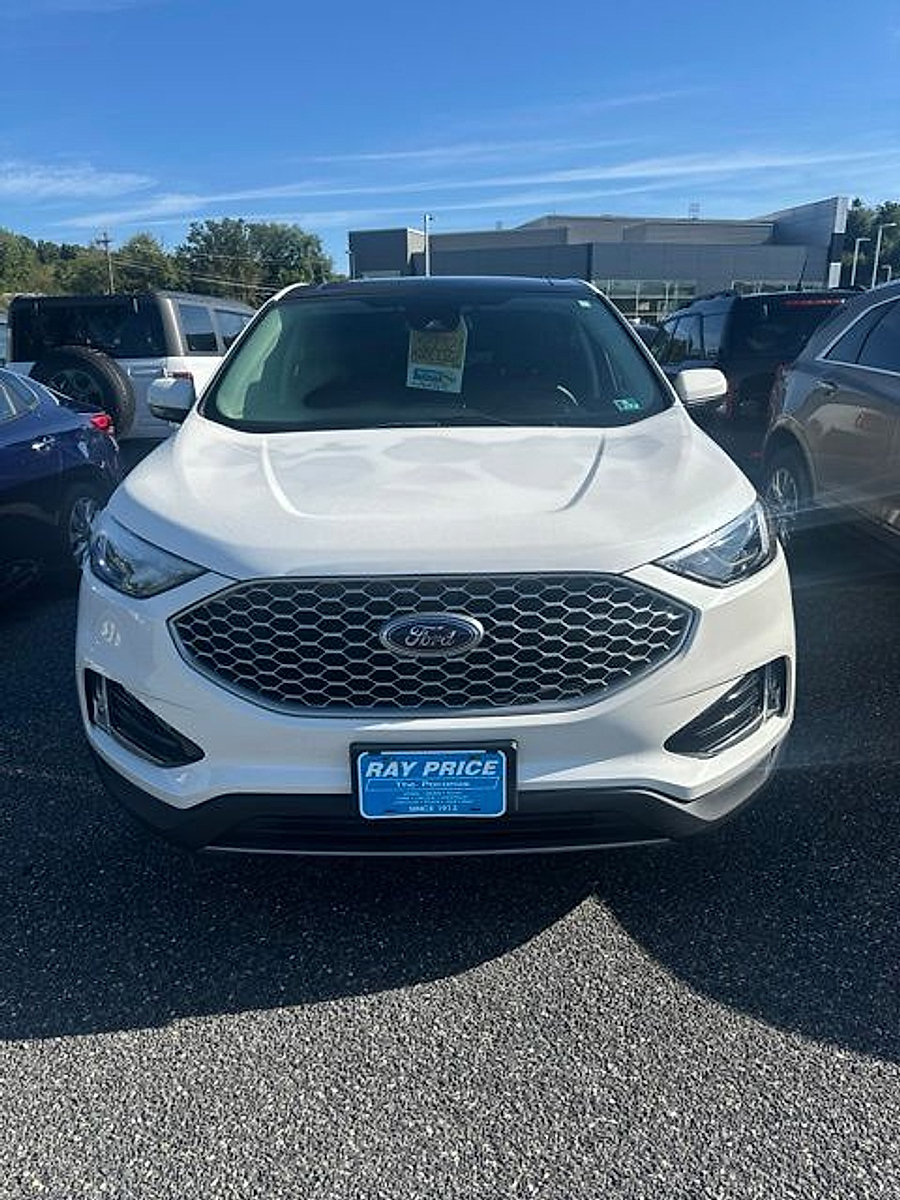 Certified 2024 Ford Edge SEL w/ Convenience Package
