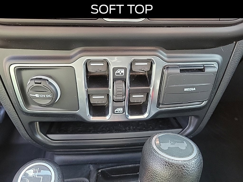 Used 2021 Jeep Wrangler Unlimited Sport AWD/4WD image 30