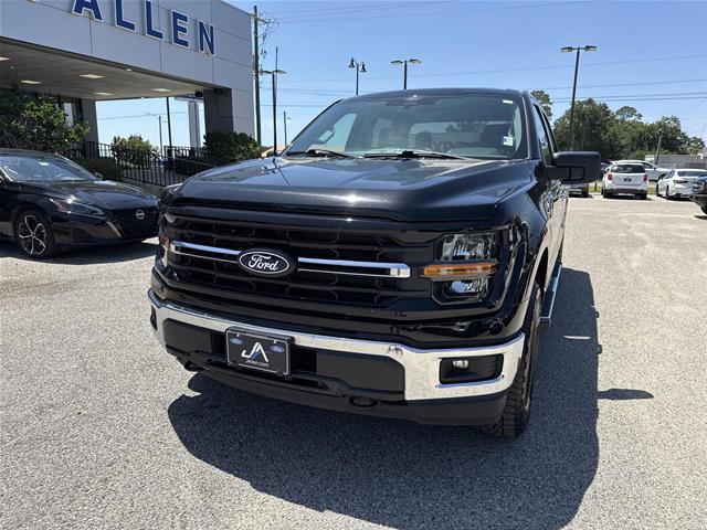 Certified 2025 Ford F150 XLT w/ Equipment Group 301A Standard AWD/4WD image 16