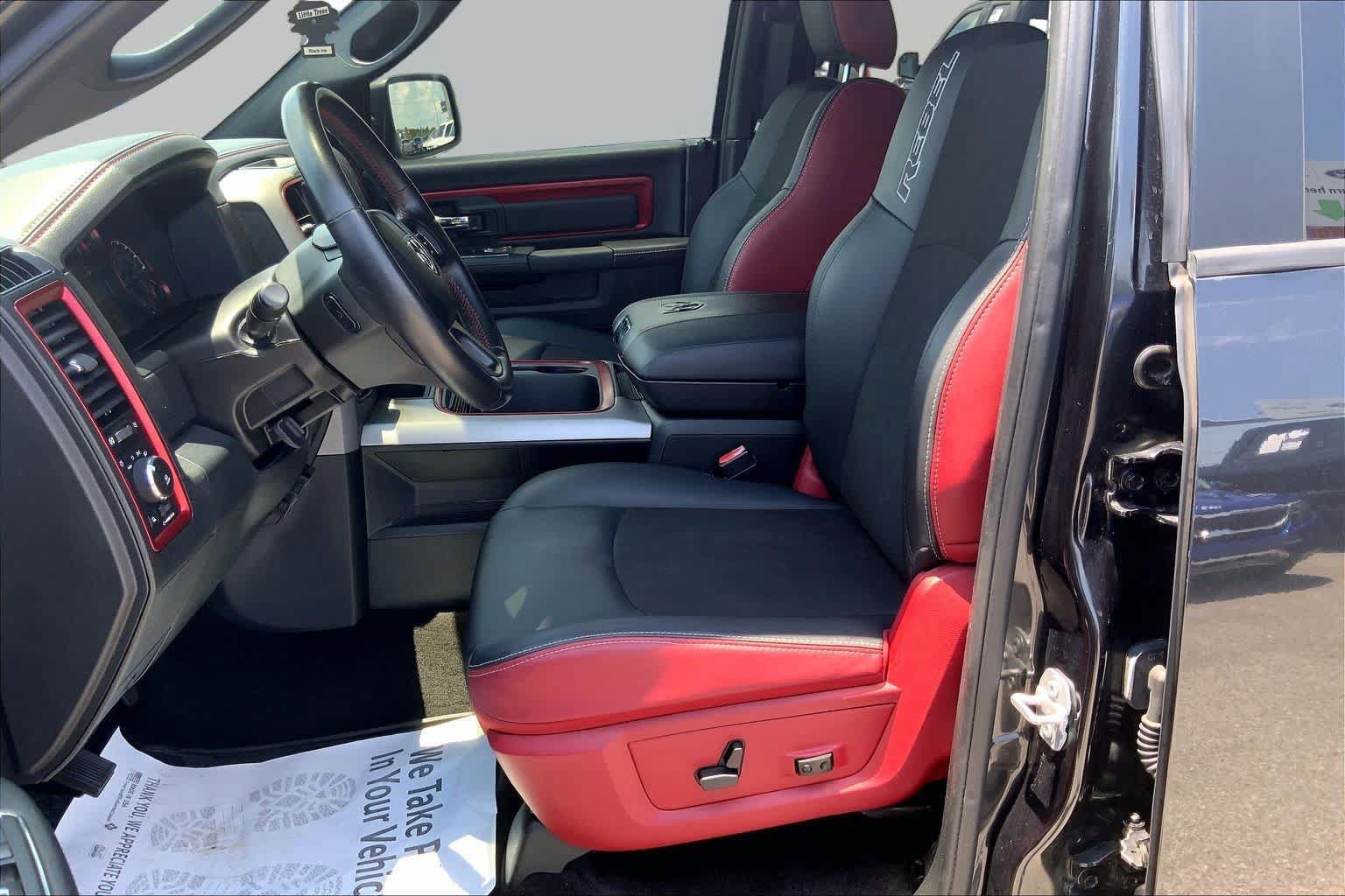 Used 2017 RAM 1500 Rebel w/ Luxury Group AWD/4WD image 8