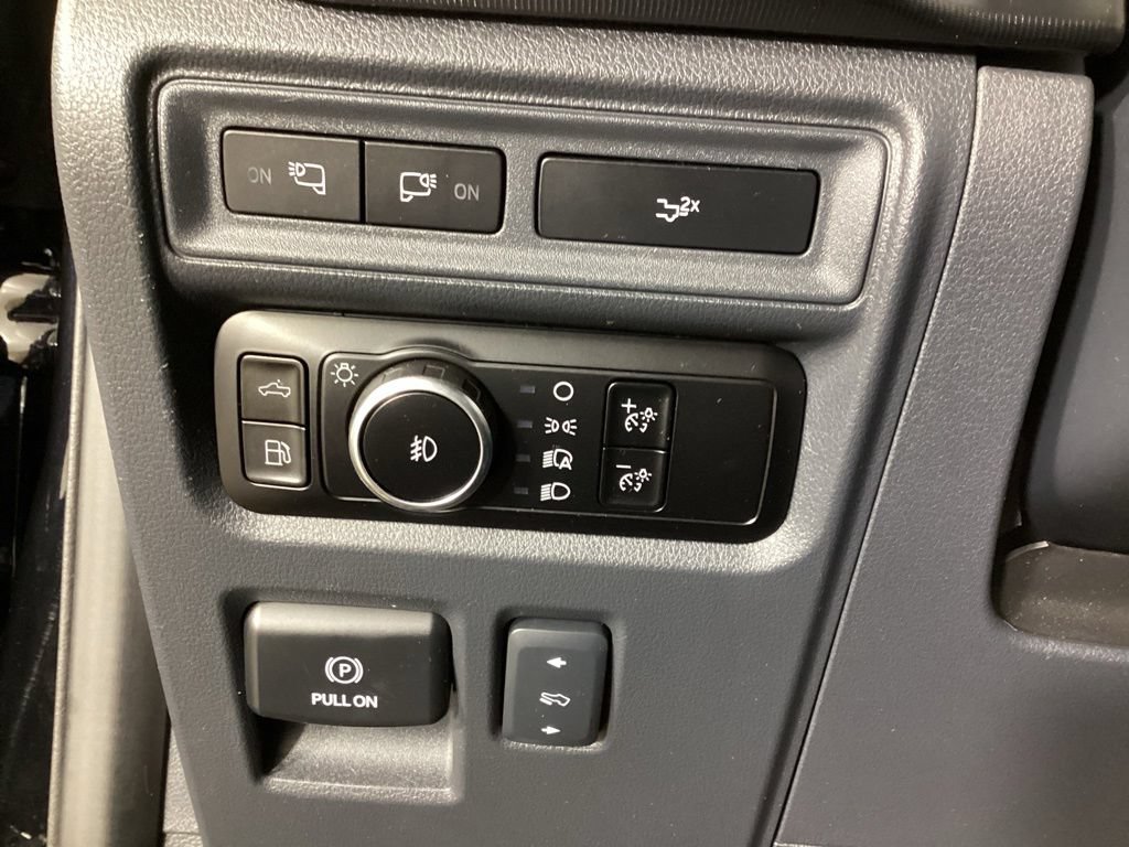 Certified 2024 Ford F150 Lariat AWD/4WD image 17
