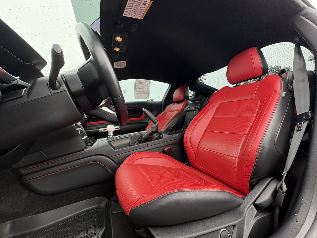 Certified 2019 Ford Mustang GT Premium w/ Performance Package - Level 2 RWD image 17