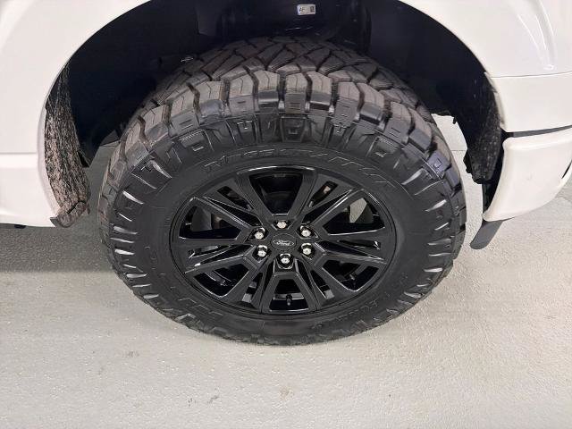 Certified 2025 Ford F150 Platinum w/ FX4 Off-Road Package AWD/4WD image 5