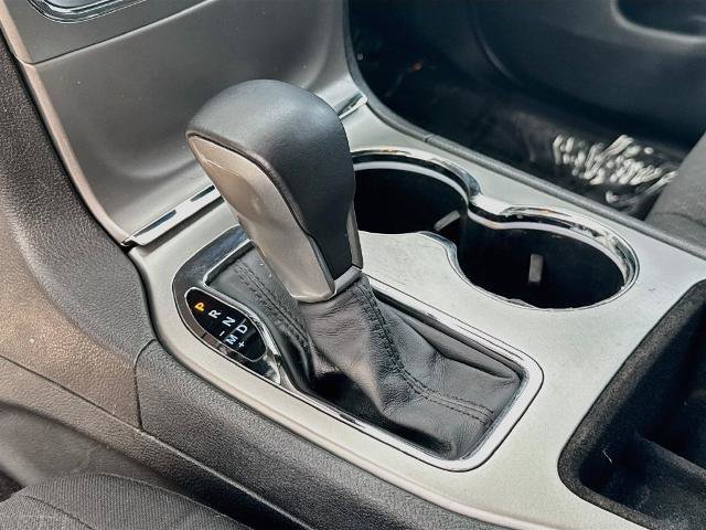 Used 2018 Jeep Grand Cherokee Laredo AWD/4WD image 11