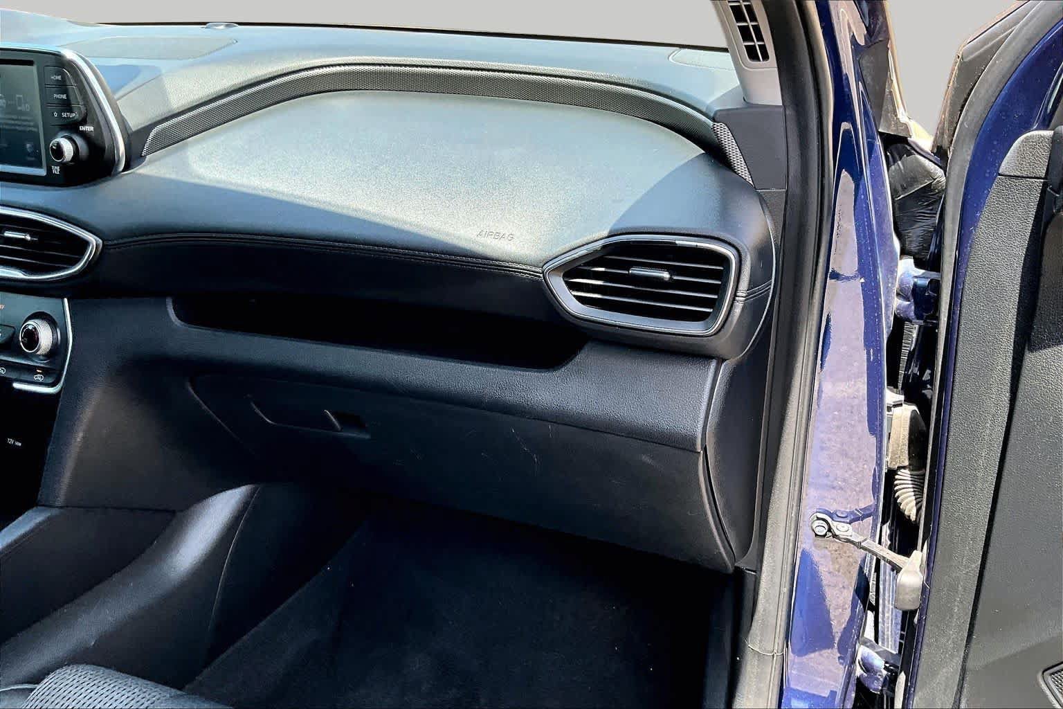 Used 2019 Hyundai Santa Fe SE FWD image 19