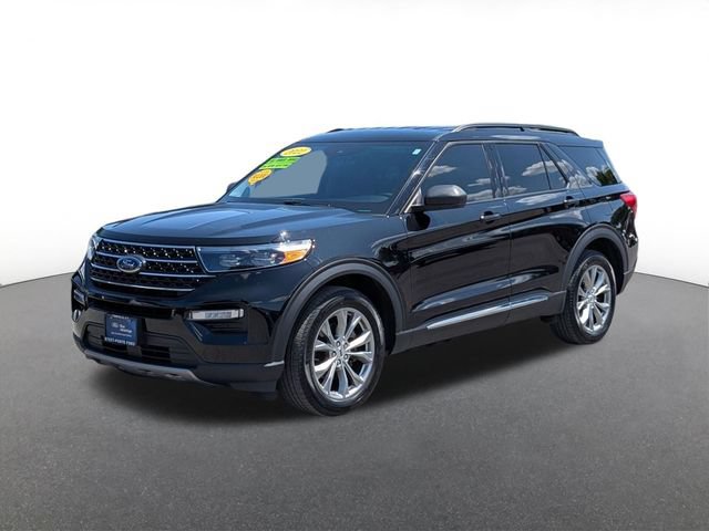 Certified 2023 Ford Explorer XLT w/ Equipment Group 202A AWD/4WD image 5