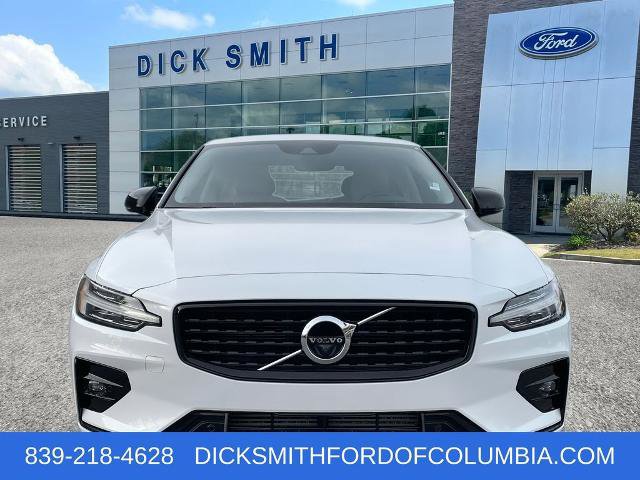 Used 2021 Volvo S60 T5 Momentum w/ Advanced Package video 2