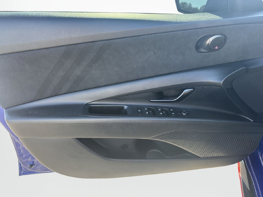 Used 2023 Hyundai Elantra N FWD image 23