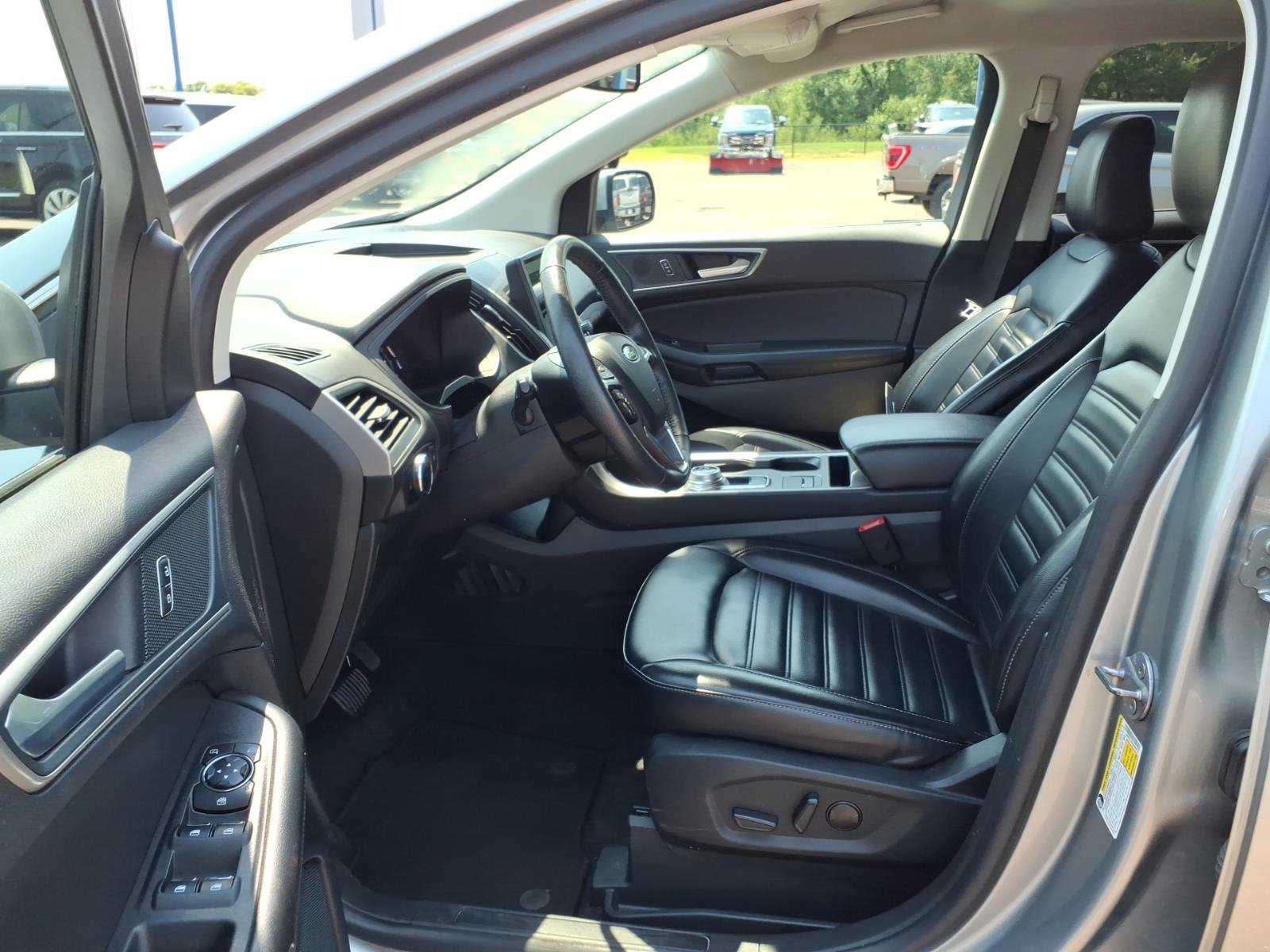 Certified 2024 Ford Edge SEL AWD/4WD image 10