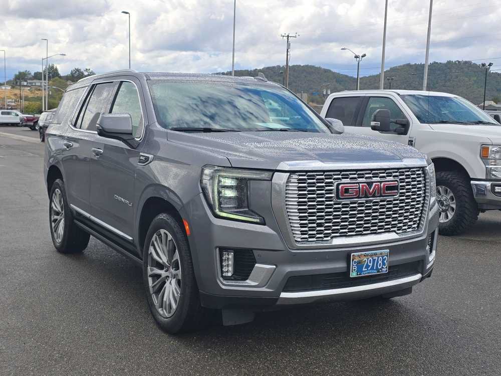 Used 2021 GMC Yukon Denali w/ Denali Premium Package AWD/4WD image 18